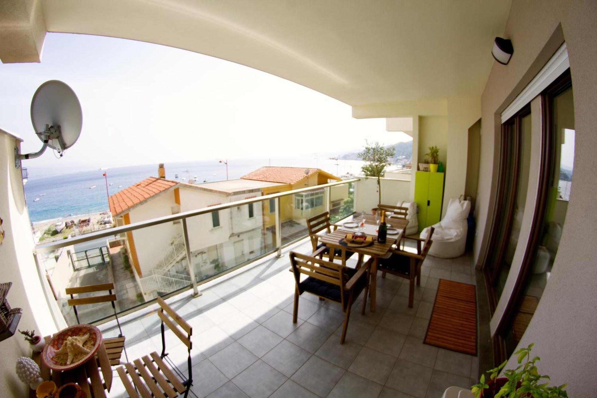 Luxury Apartment Messina Cameră foto