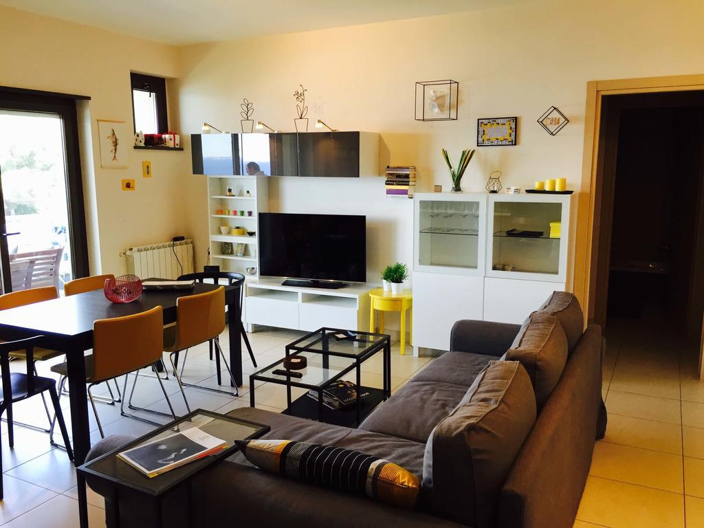 Luxury Apartment Messina Cameră foto