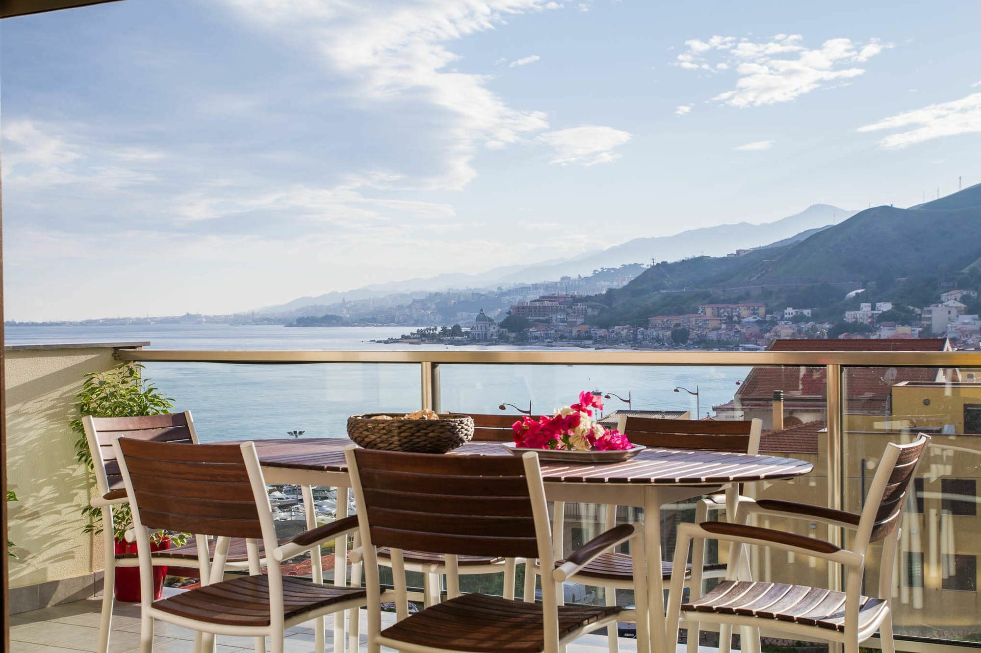 Luxury Apartment Messina Exterior foto